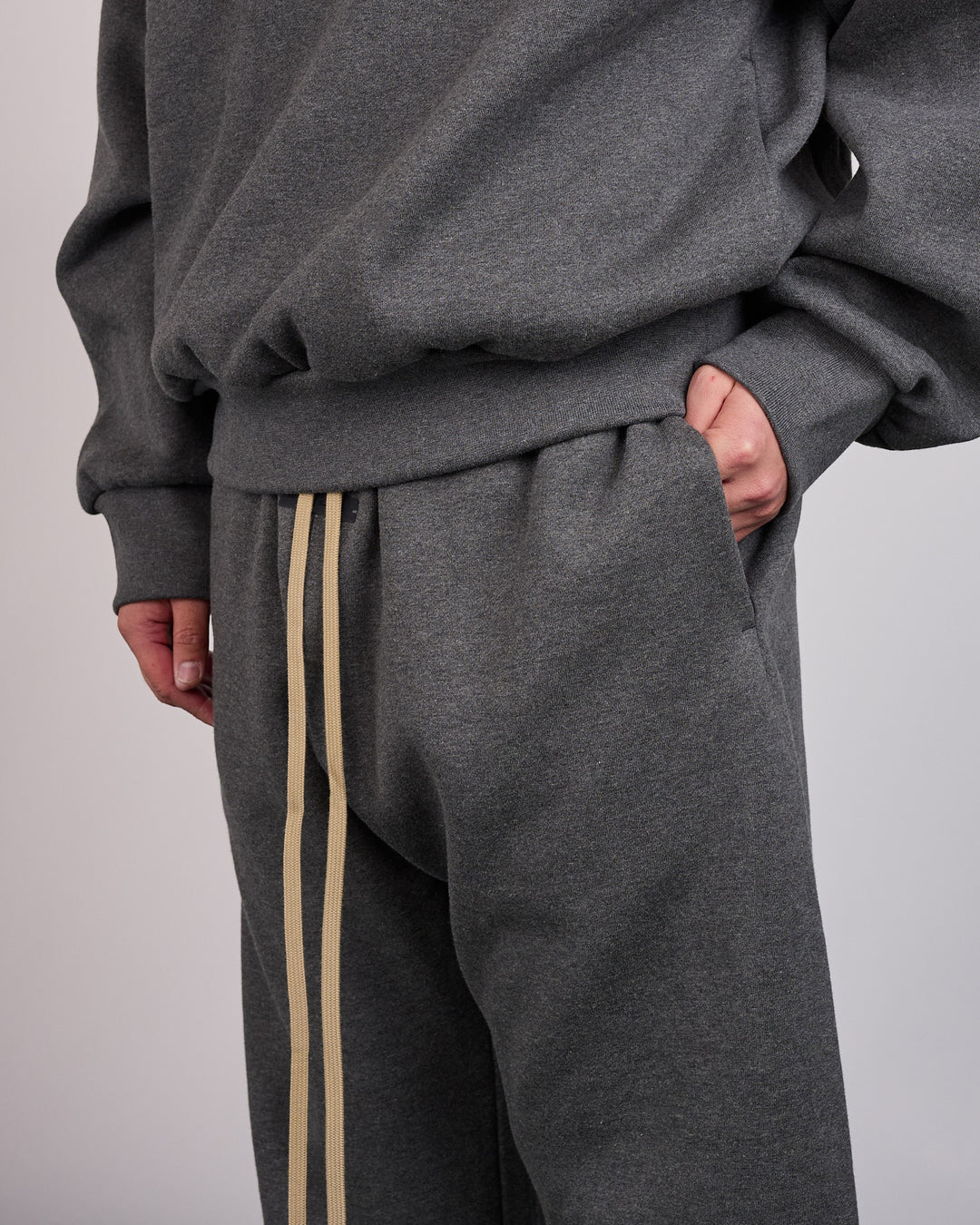 Fear of God Essentials Flare Sweatpant Charcoal Heather