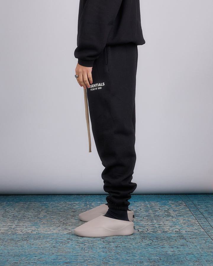 Fear of God Essentials Fleece Logo Sweatpant Black