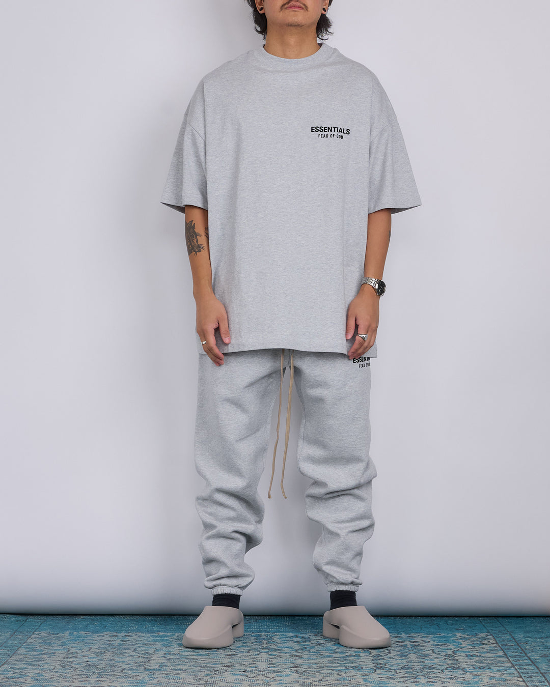 Fear of God Essentials Fleece Logo Sweatpant Light Heather Gray