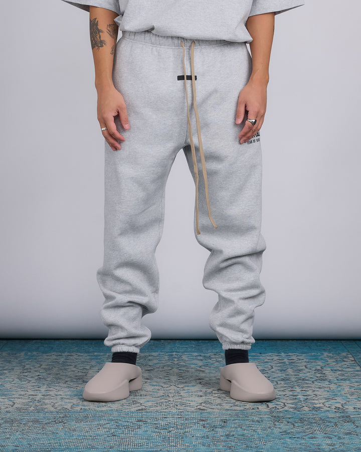 Fear of God Essentials Fleece Logo Sweatpant Light Heather Gray