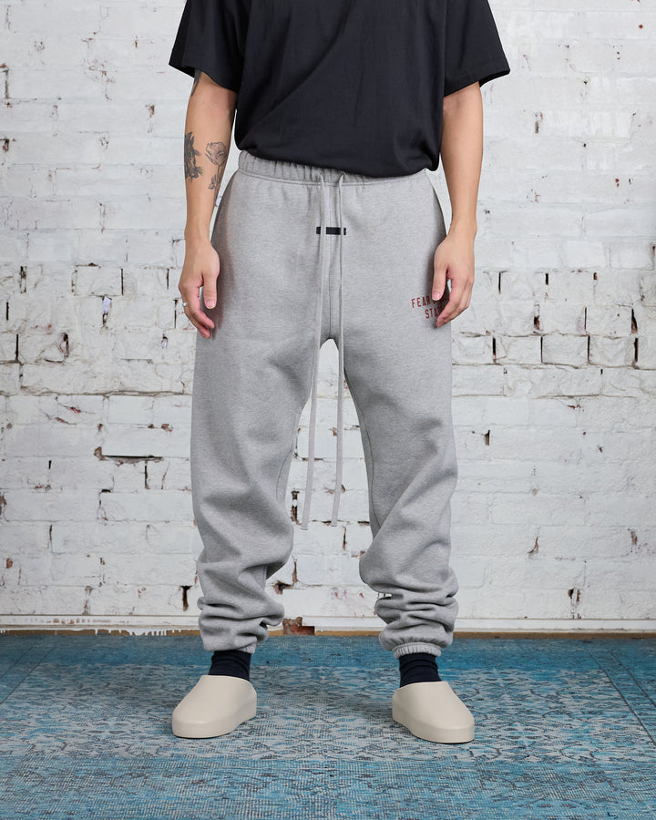 Fear of God Essentials Fleece State Sweatpant D Heather