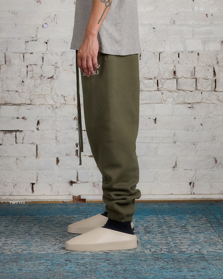 Fear of God Essentials Classic Arch Sweatpant Military