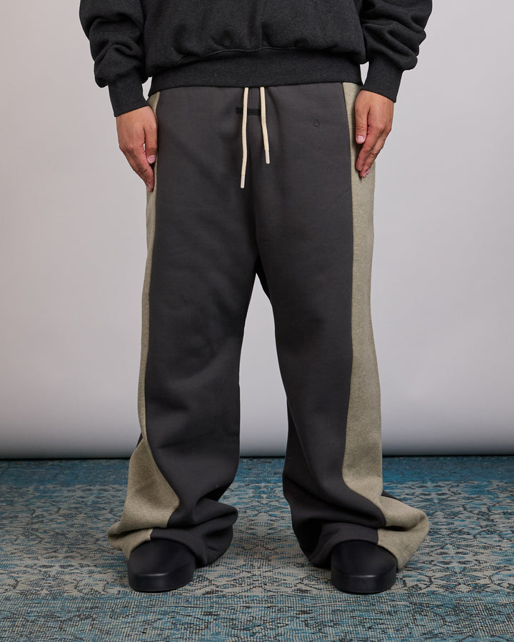 Fear of God Essentials Panelled Lounge Sweatpant Iron Grey Seal Heather