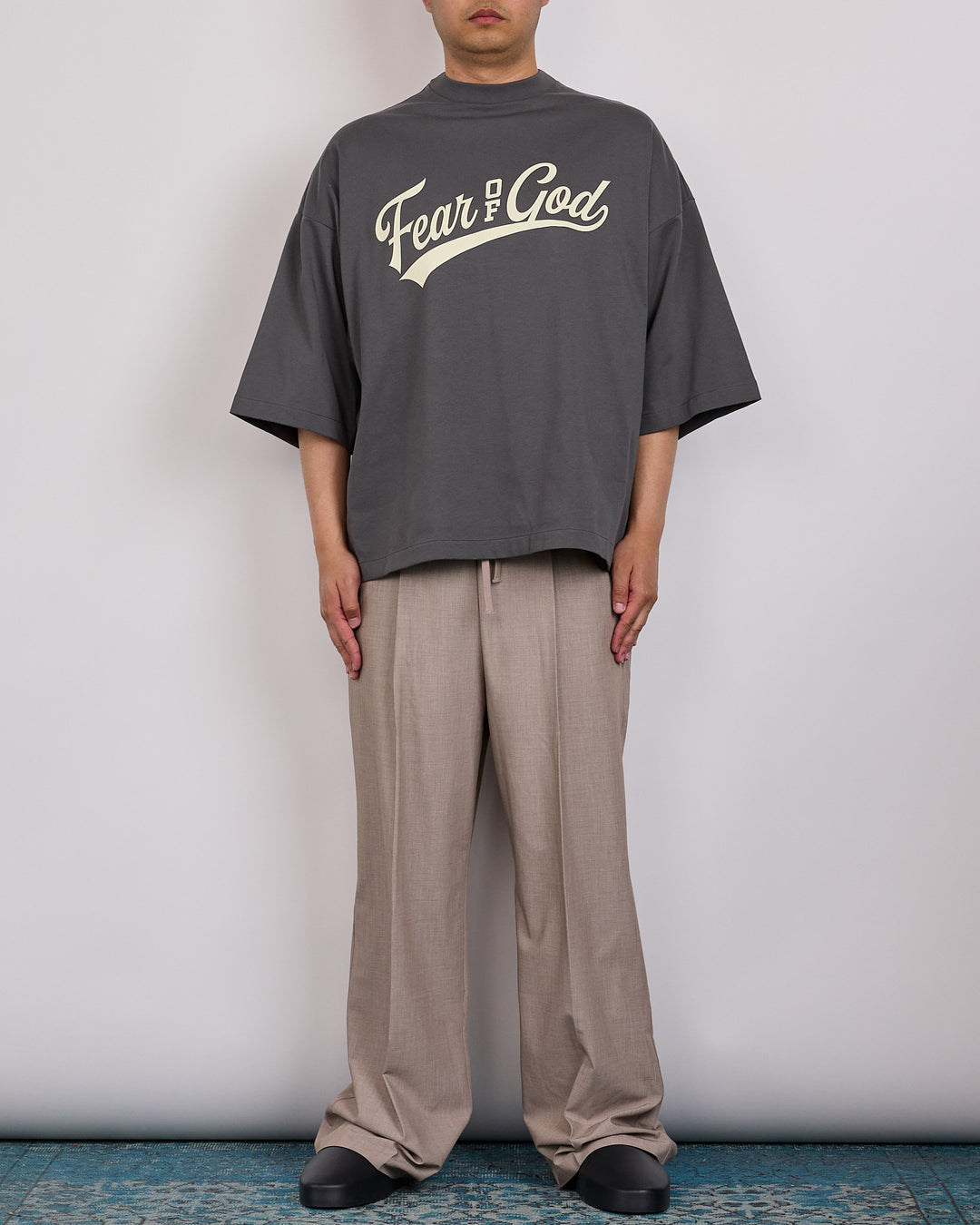 Fear of God Essentials Pleat Front Silk Blend Drawstring Pant Seal