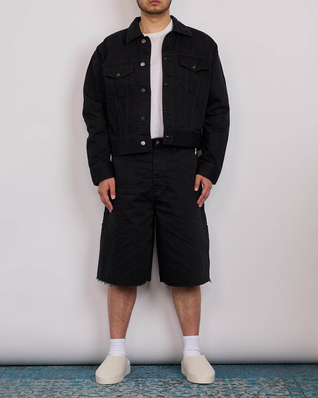 Fear of God Essentials 클래식 데님 재킷 오버다이 블랙