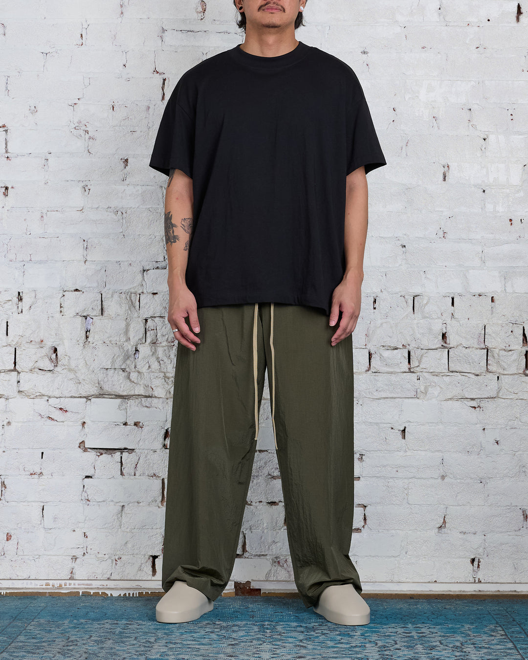 Fear of God Essentials Ripstop Relaxed Pant Military