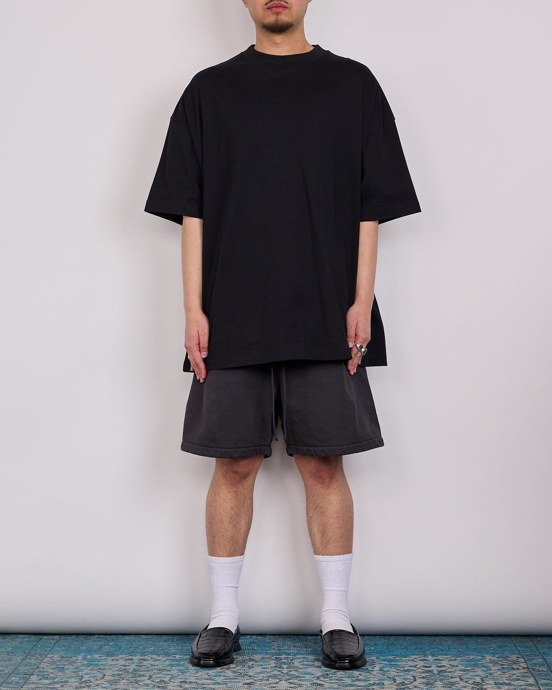 Fear of God Essentials Signature 90's T-Shirt Black