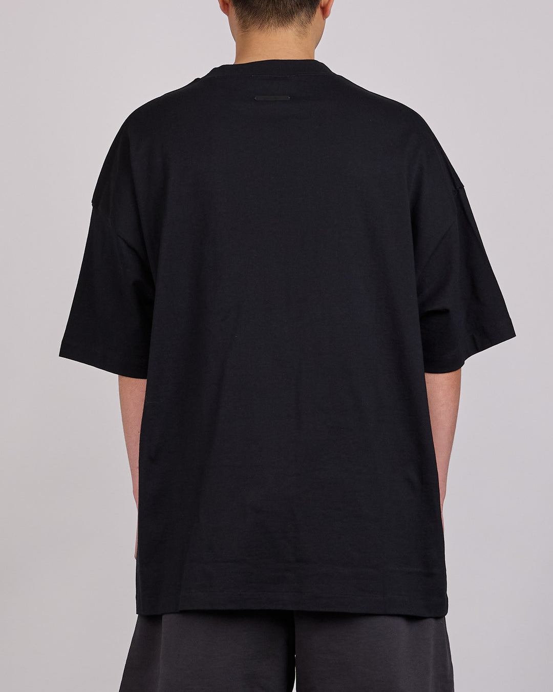 Fear of God Essentials Signature 90's T-Shirt Black