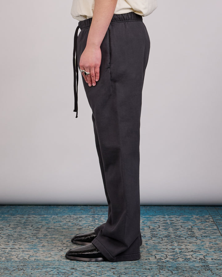 Fear of God Essentials Signature Flare Sweatpant Faded Black