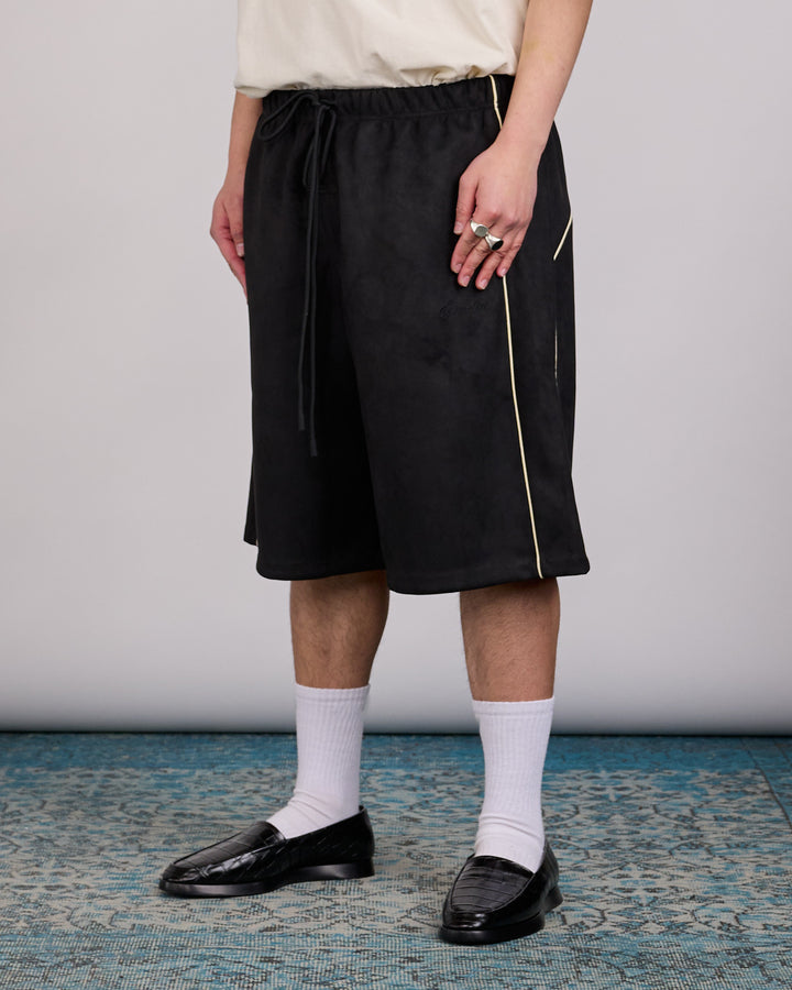 Fear of God Essentials Signature Relaxed Short Vintage Black