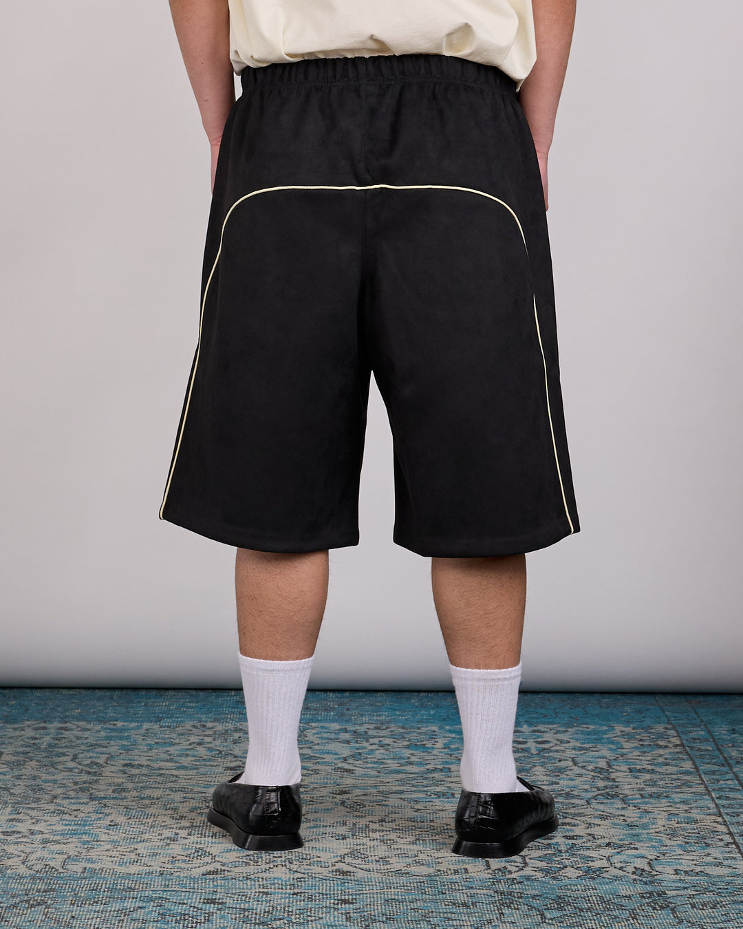 Fear of God Essentials Signature Relaxed Short Vintage Black