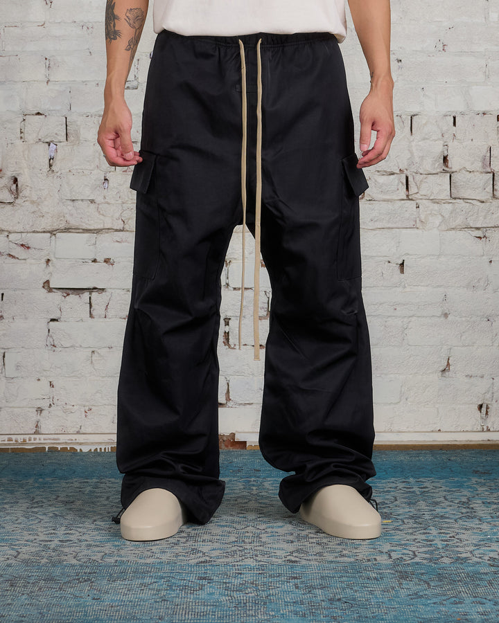 Fear of God Essentials Textured Nylon Field Pant Black