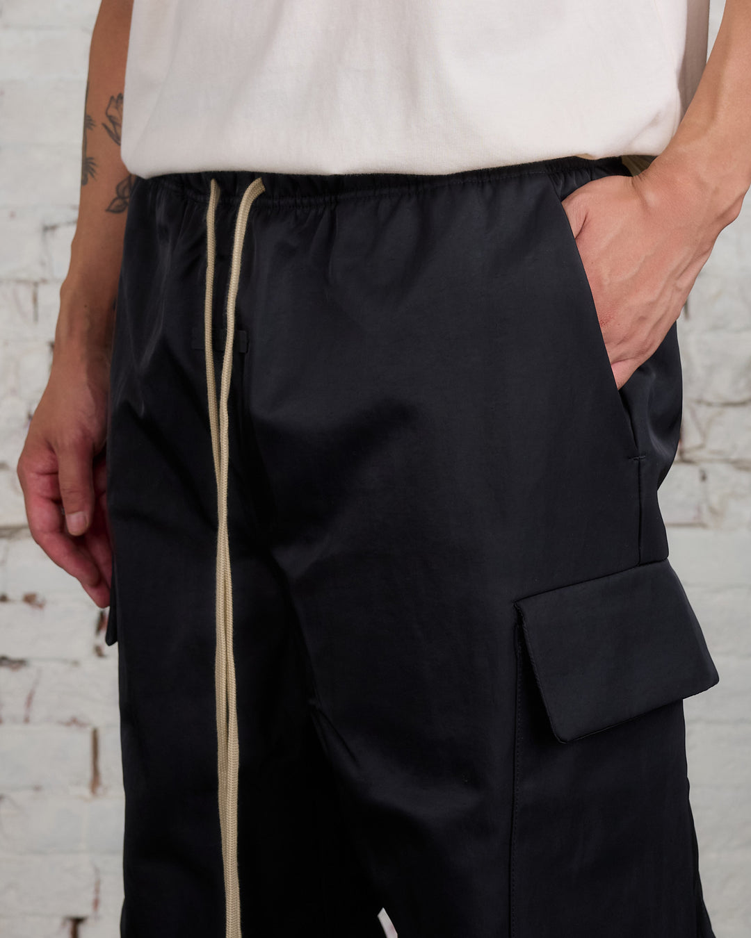 Fear of God Essentials Textured Nylon Field Pant Black