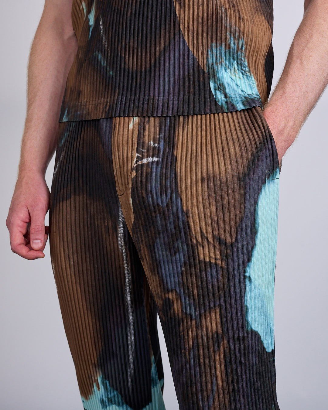 HOMME PLISSÉ ISSEY MIYAKE Agate Pleats Pant Brown
