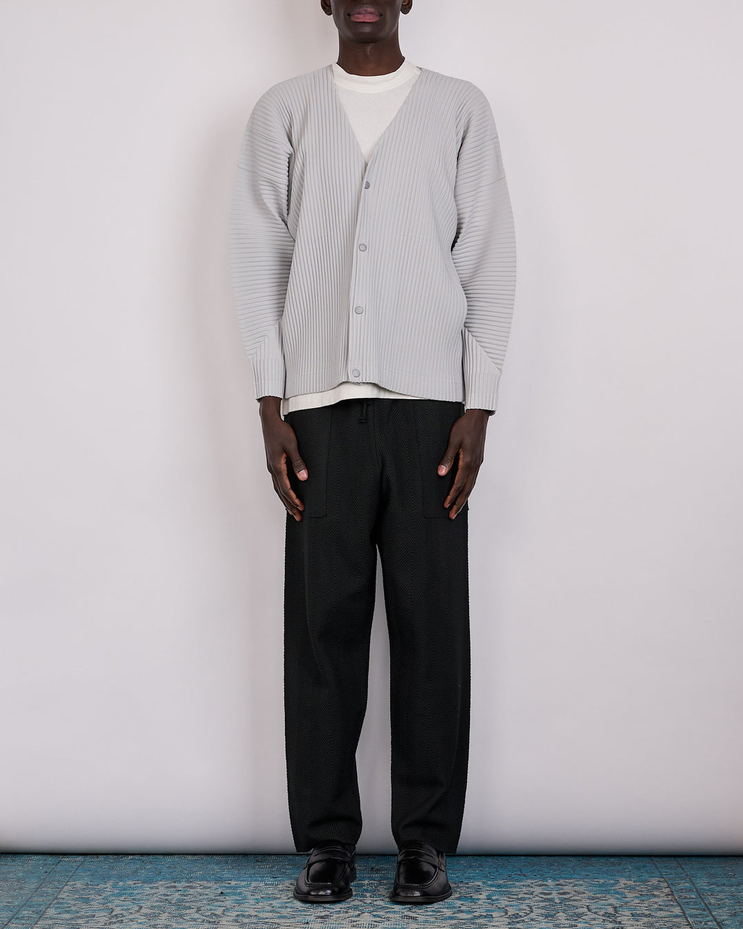 HOMME PLISSÉ ISSEY MIYAKE Color Pleats 1 Cardigan Lt. Grey