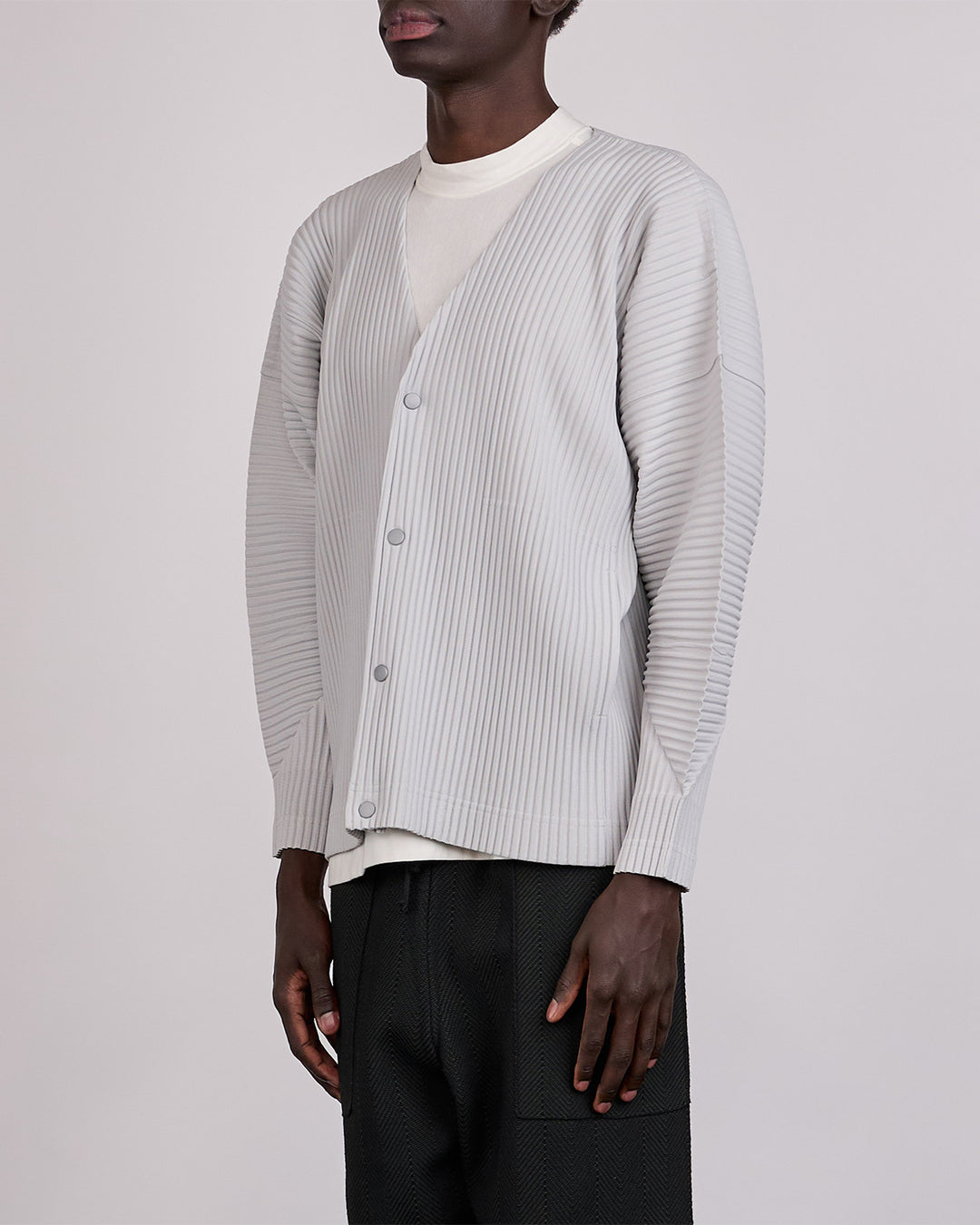 HOMME PLISSÉ ISSEY MIYAKE Color Pleats 1 Cardigan Lt. Grey