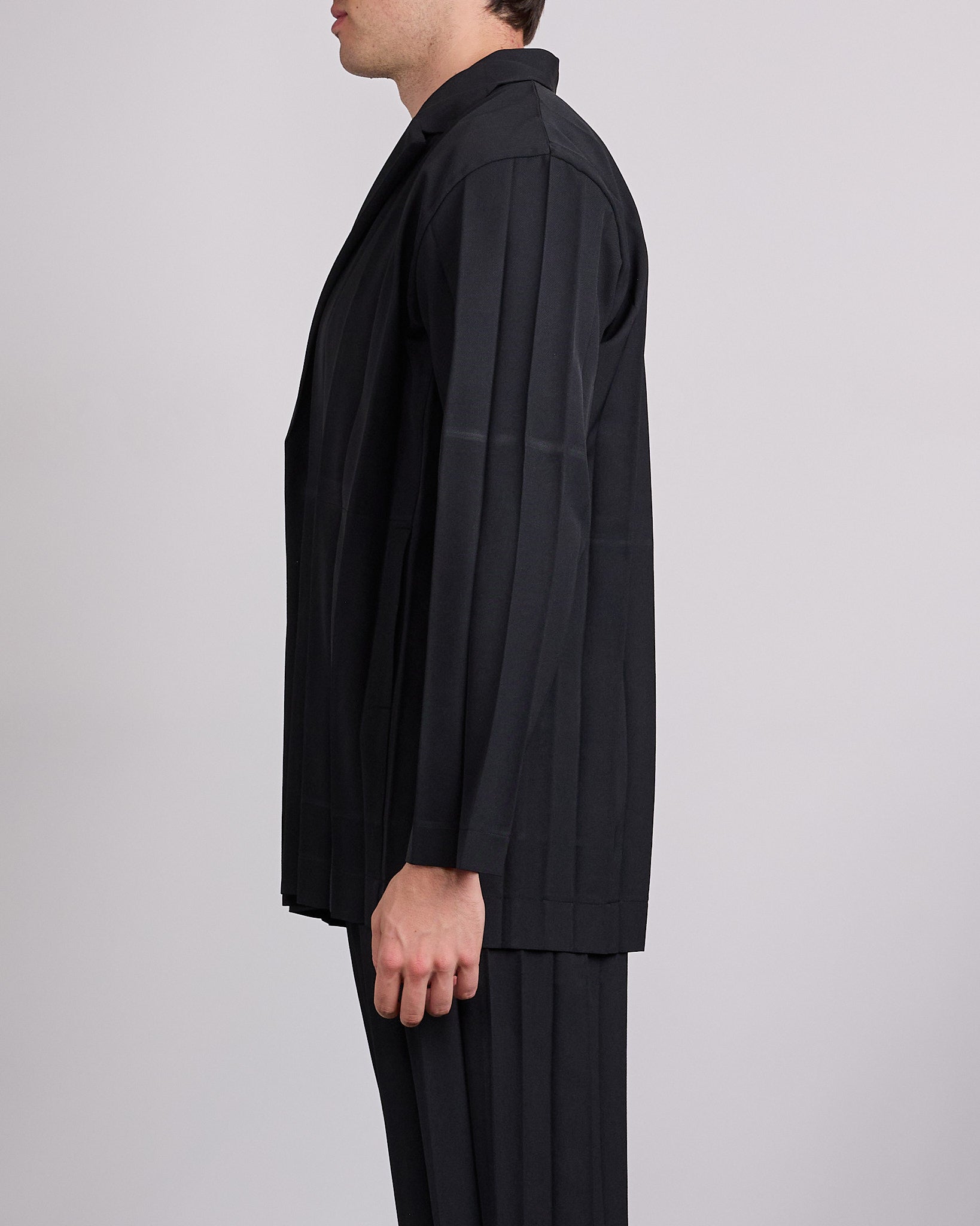 HOMME PLISSÉ ISSEY MIYAKE Edge Ensemble Blazer Black – LESS 17