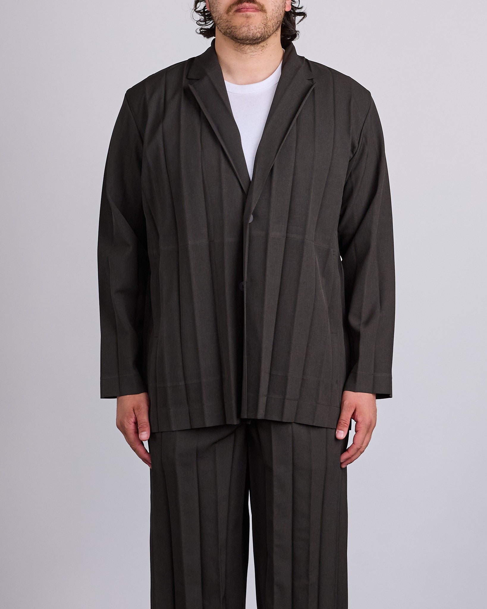 HOMME PLISSÉ ISSEY MIYAKE Edge Ensemble Blazer Dark Brown – LESS 17