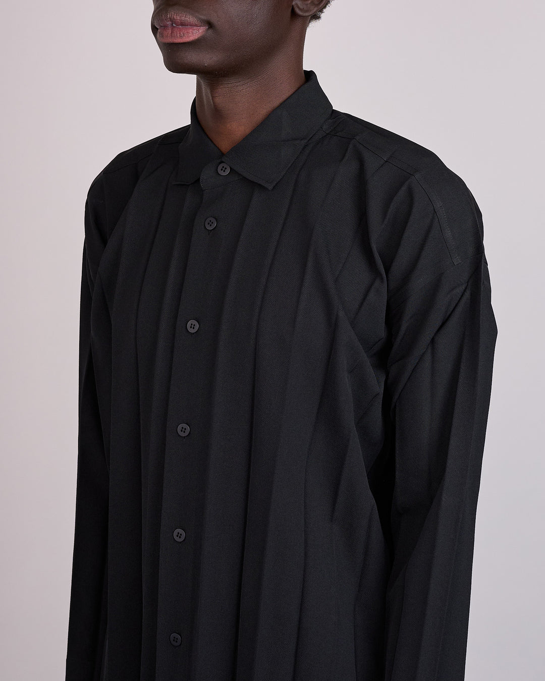 HOMME PLISSÉ ISSEY MIYAKE Edge Ensemble Button Shirt Black