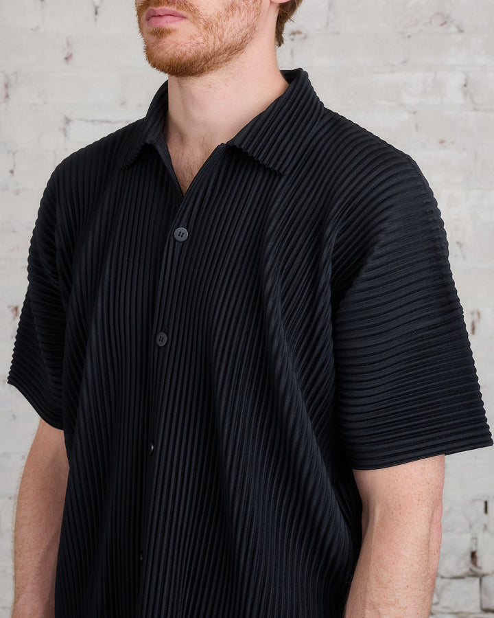 HOMME PLISSÉ ISSEY MIYAKE Pleated July Button Shirt Black