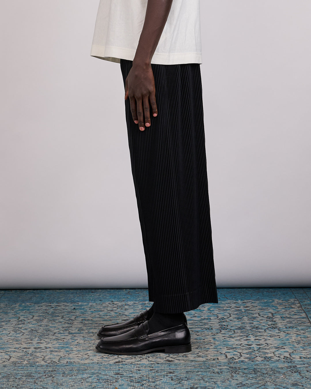 HOMME PLISSÉ ISSEY MIYAKE Pleats January Bias Pant Black