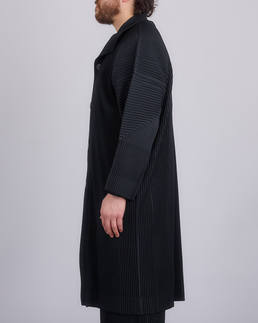 HOMME PLISSÉ ISSEY MIYAKE Pleated November Coat Black