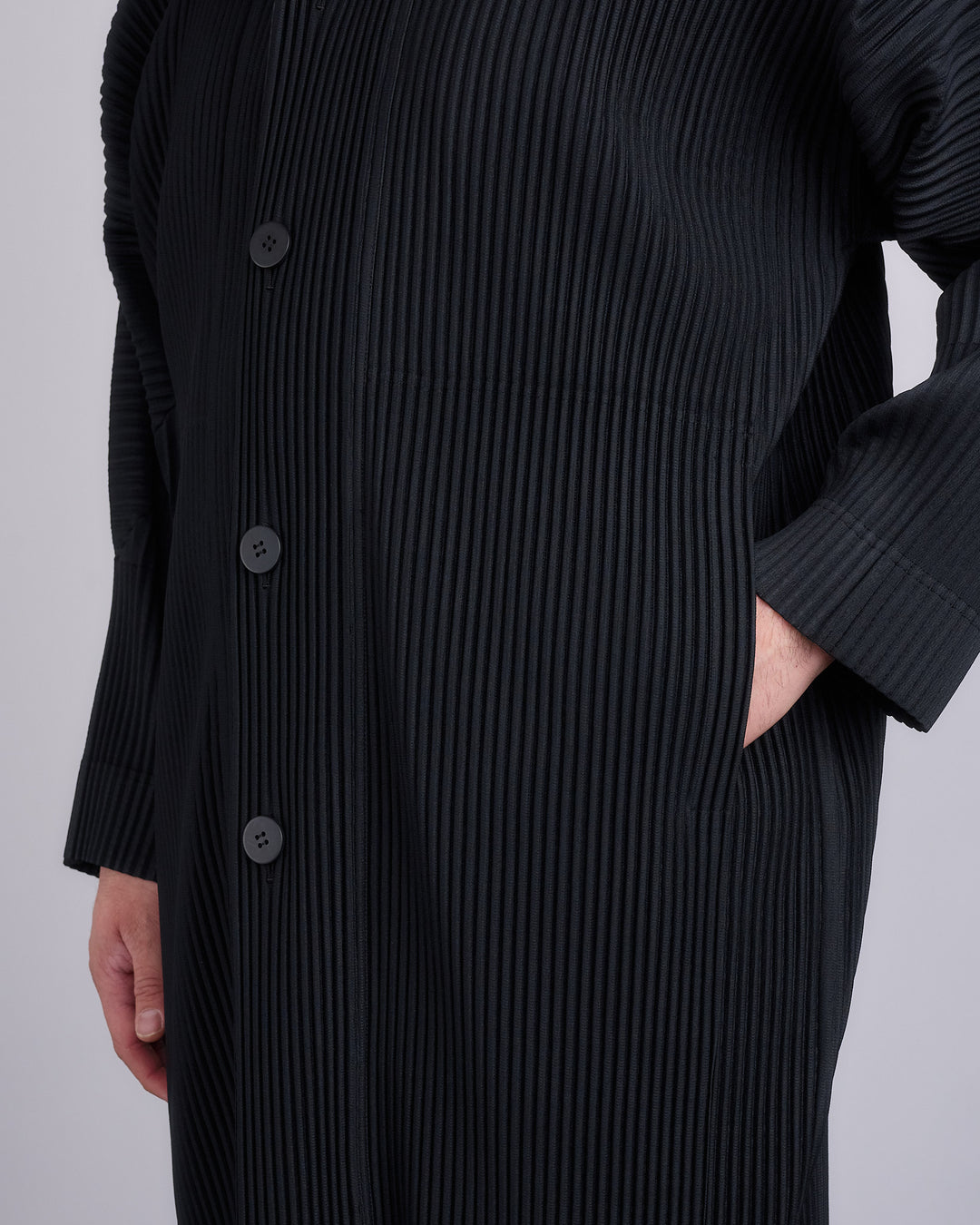 HOMME PLISSÉ ISSEY MIYAKE Pleated November Coat Black