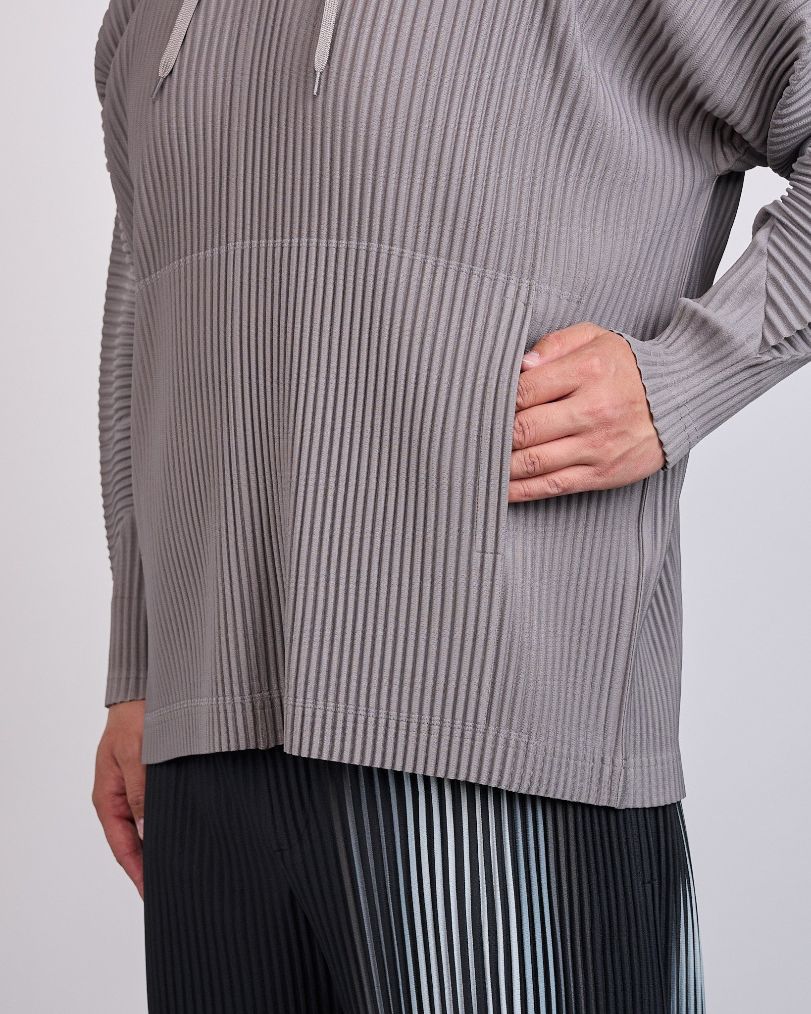 Issey Miyake Homme Plisse Pleats October Hoodie Dim Gray – LESS 17