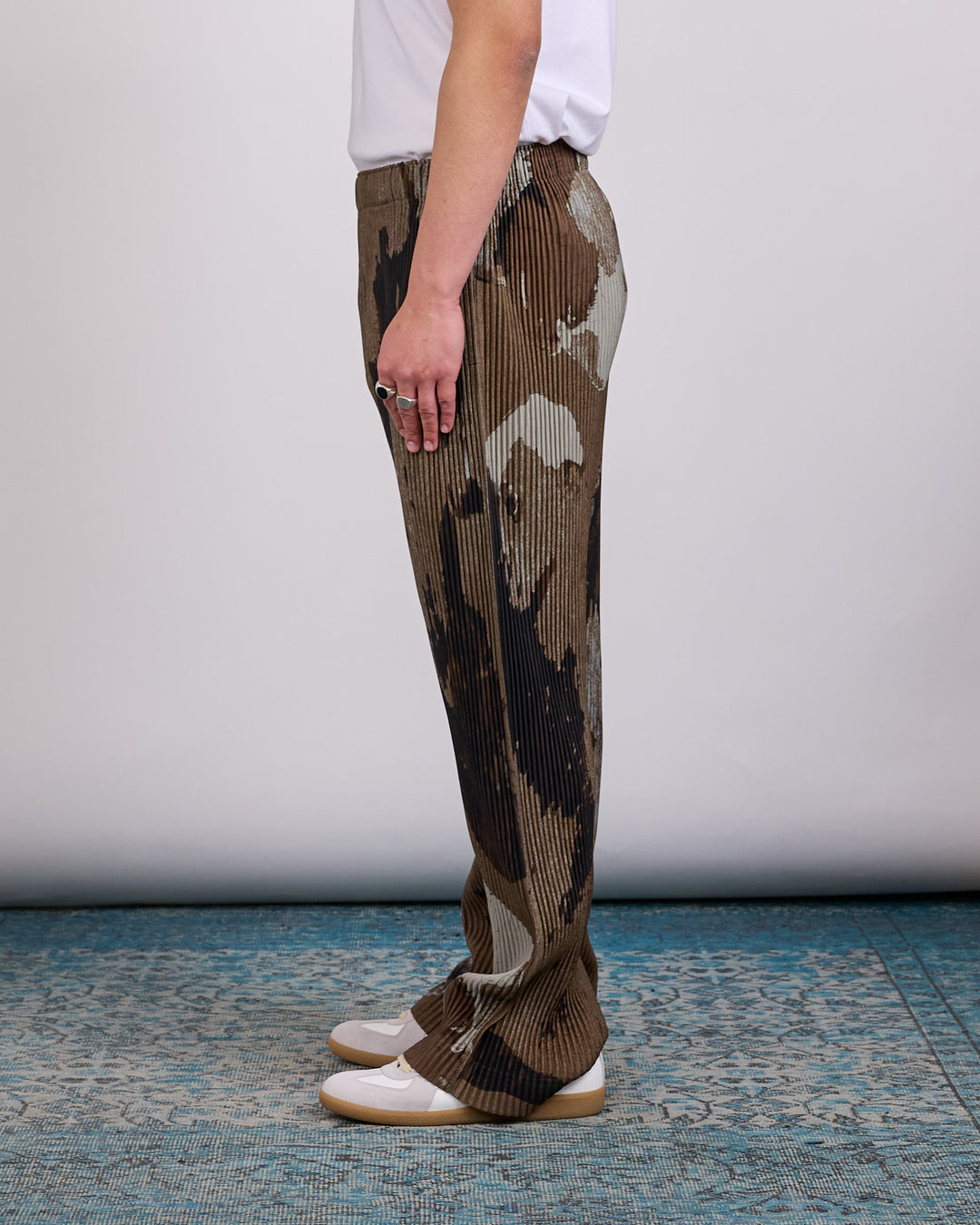 HOMME PLISSÉ ISSEY MIYAKE Pleats Painted Stone Pant Brown