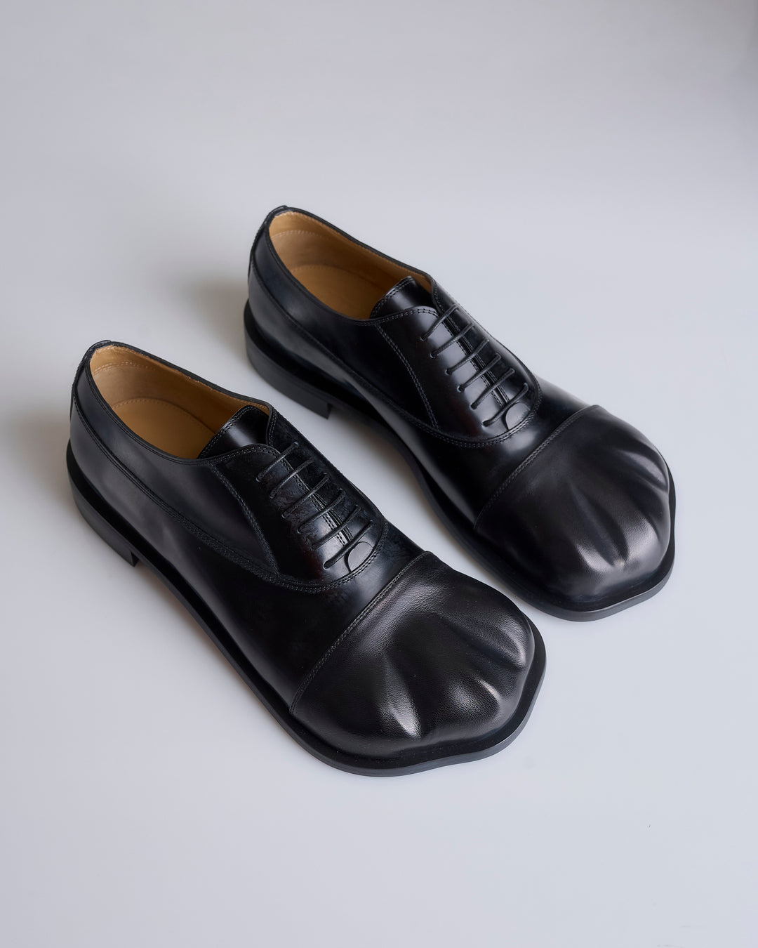 JW Anderson Paw Lace-Up Leather Black