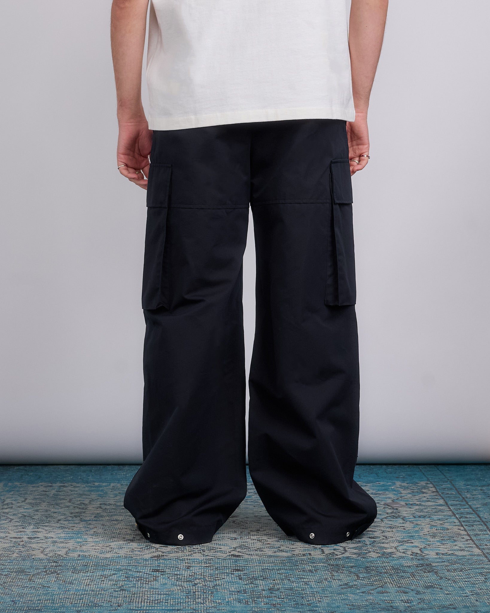 Jil Sander Cotton Silk Poplin Cargo Trouser Black – LESS 17