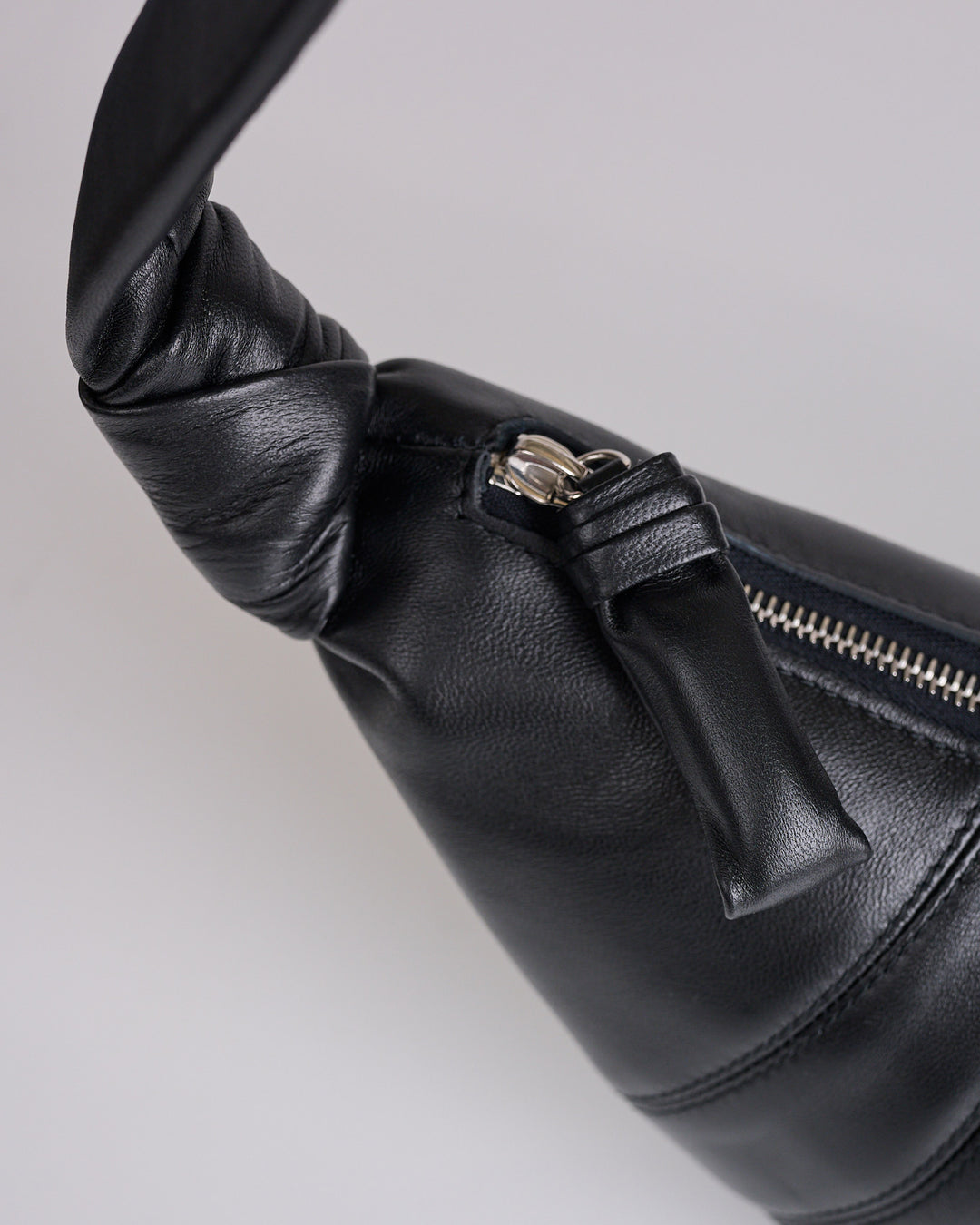 LEMAIRE Croissant Bag Small Nappa Leather Black