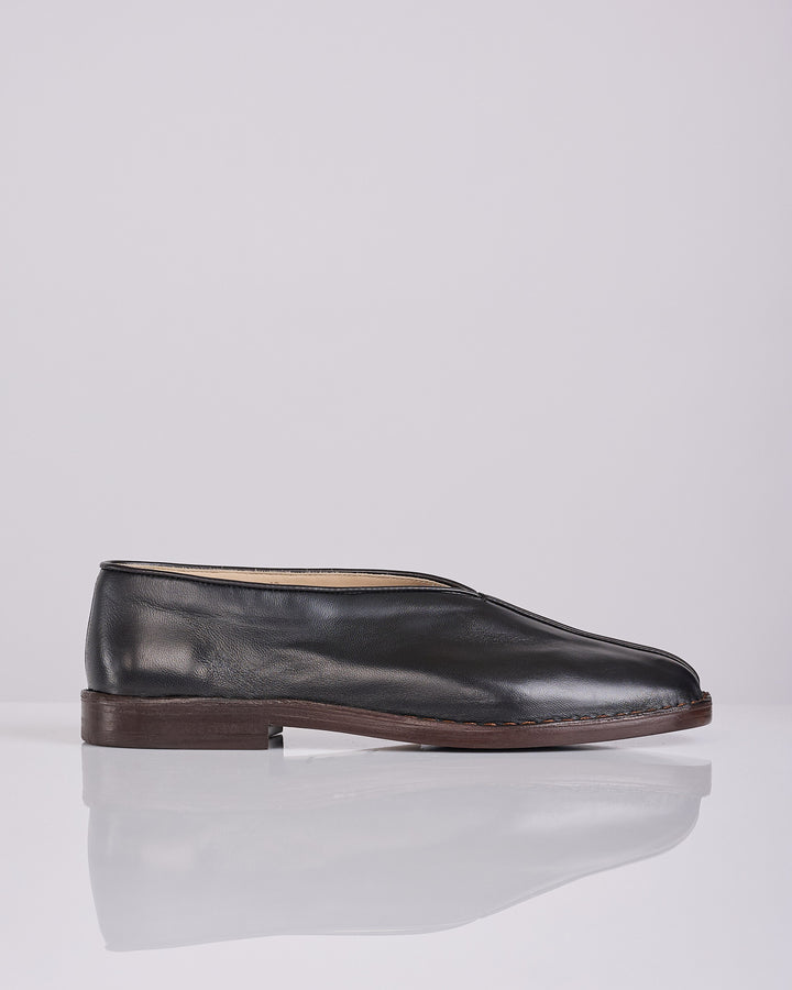 LEMAIRE Flat Piped Slippers Nappa Leather Black Dark Chocolate
