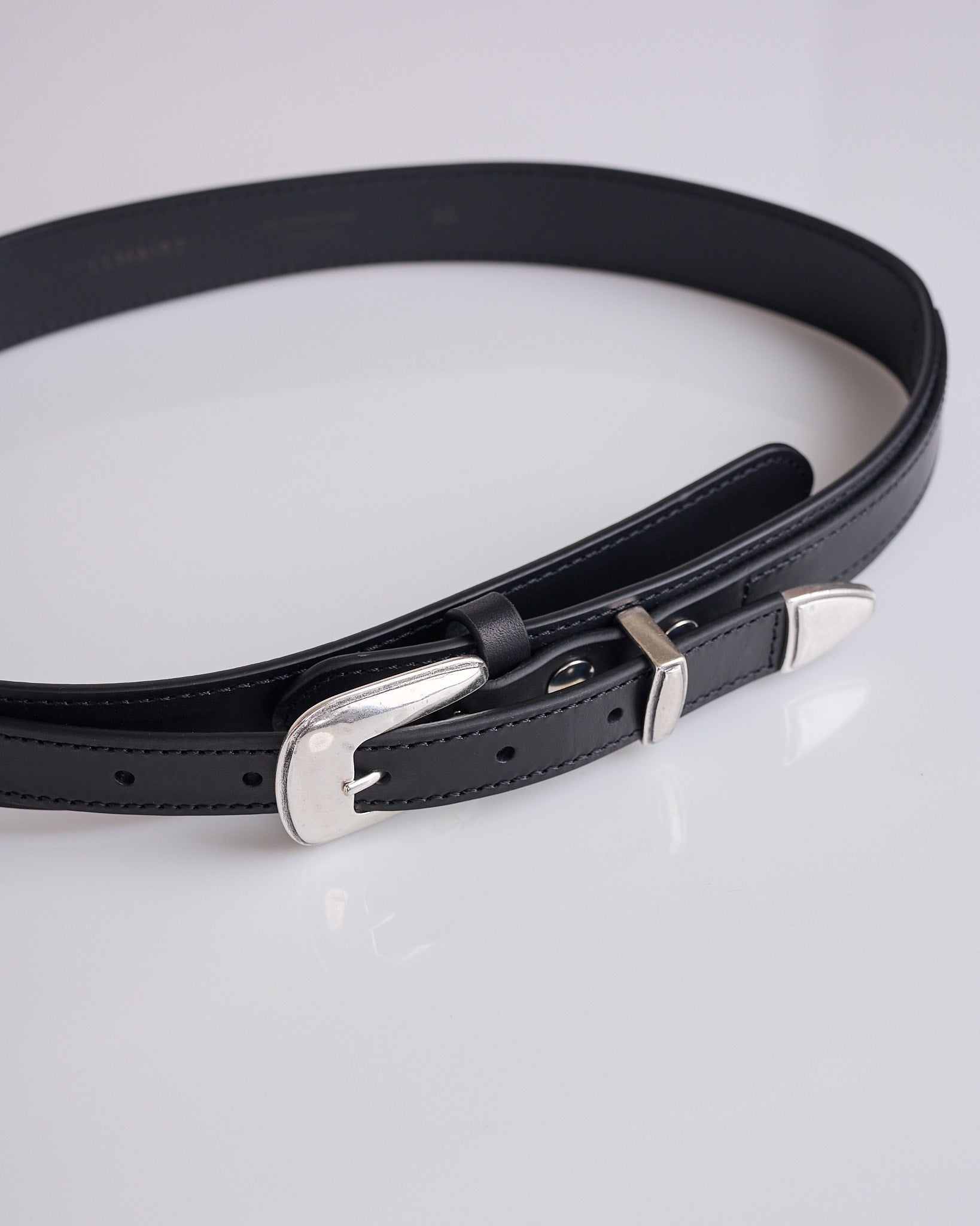 LEMAIRE Minimal Western Belt Smooth Leather Black – LESS 17
