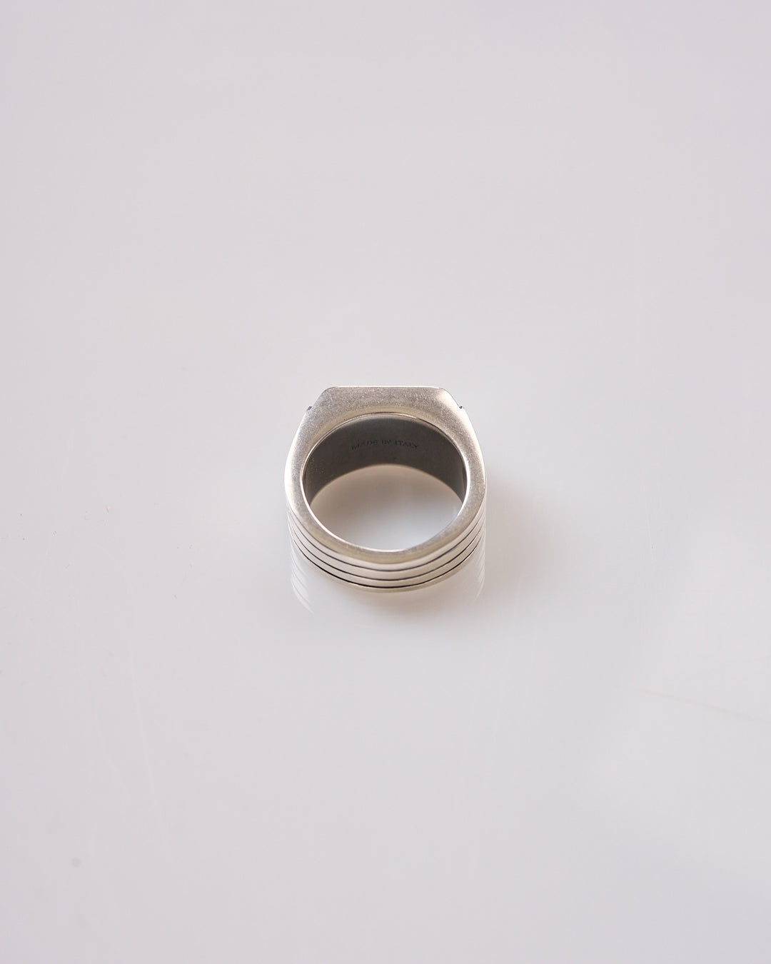 Maison Margiela MM6 Minimal Logo Groove Signet Ring