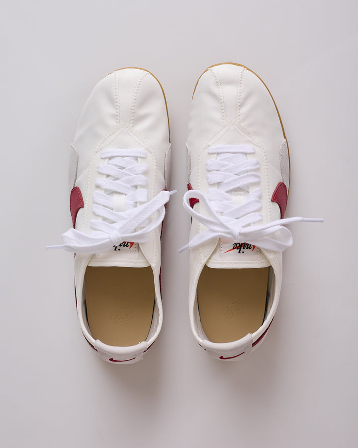 Nike Moon Shoe OG SP Summit White Team Crimson II0407 100