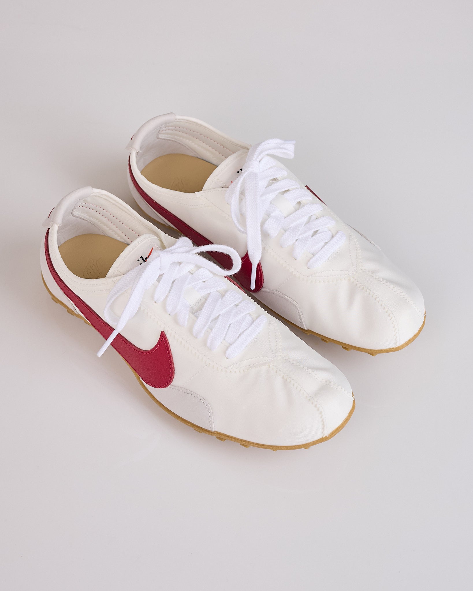 Nike Moon Shoe OG SP Summit White Team Crimson II0407 100 – LESS 17