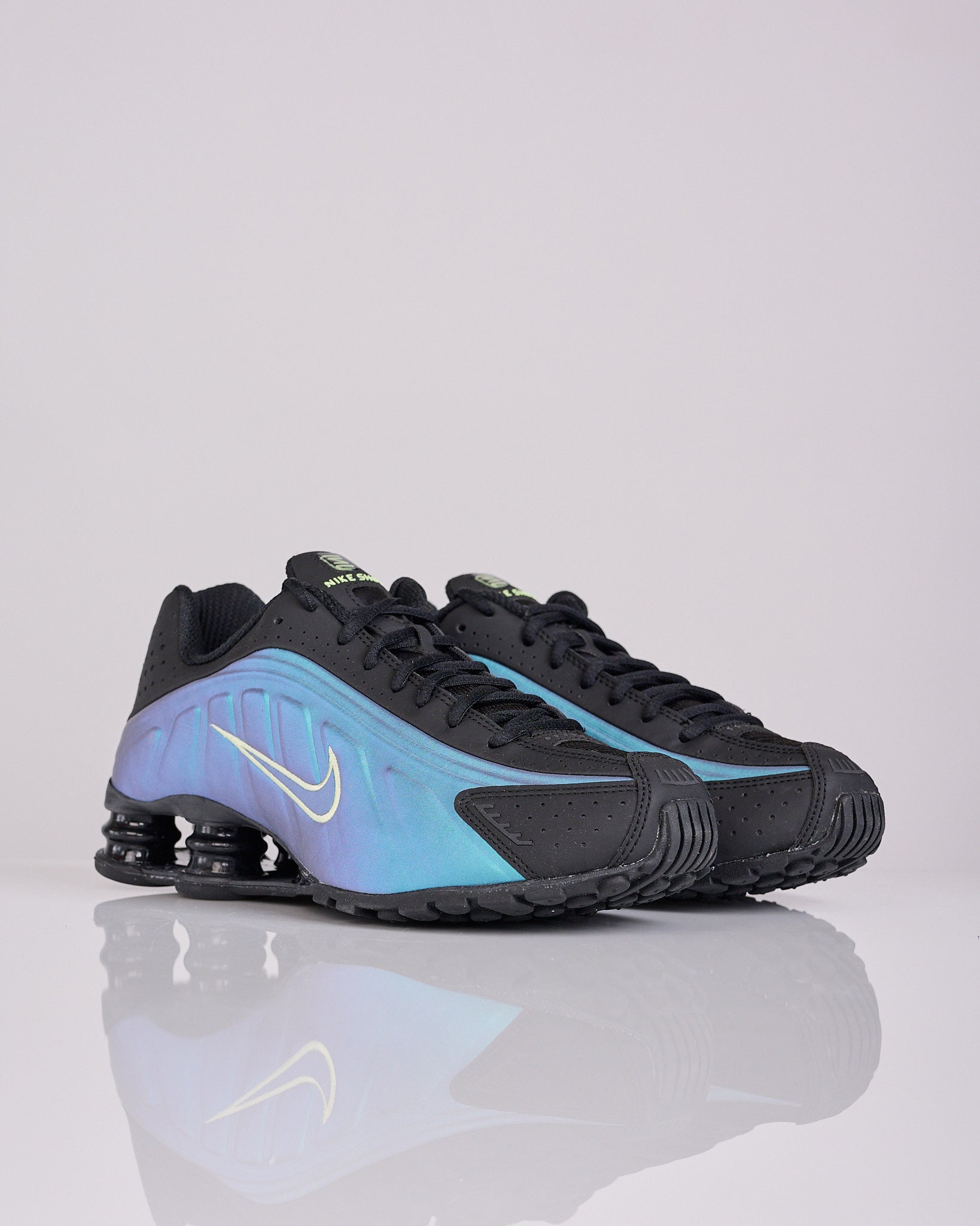 Nike Shox R4 Sapphire Lt Liquid Lime-Pencil Point IF4849-500 – LESS 17