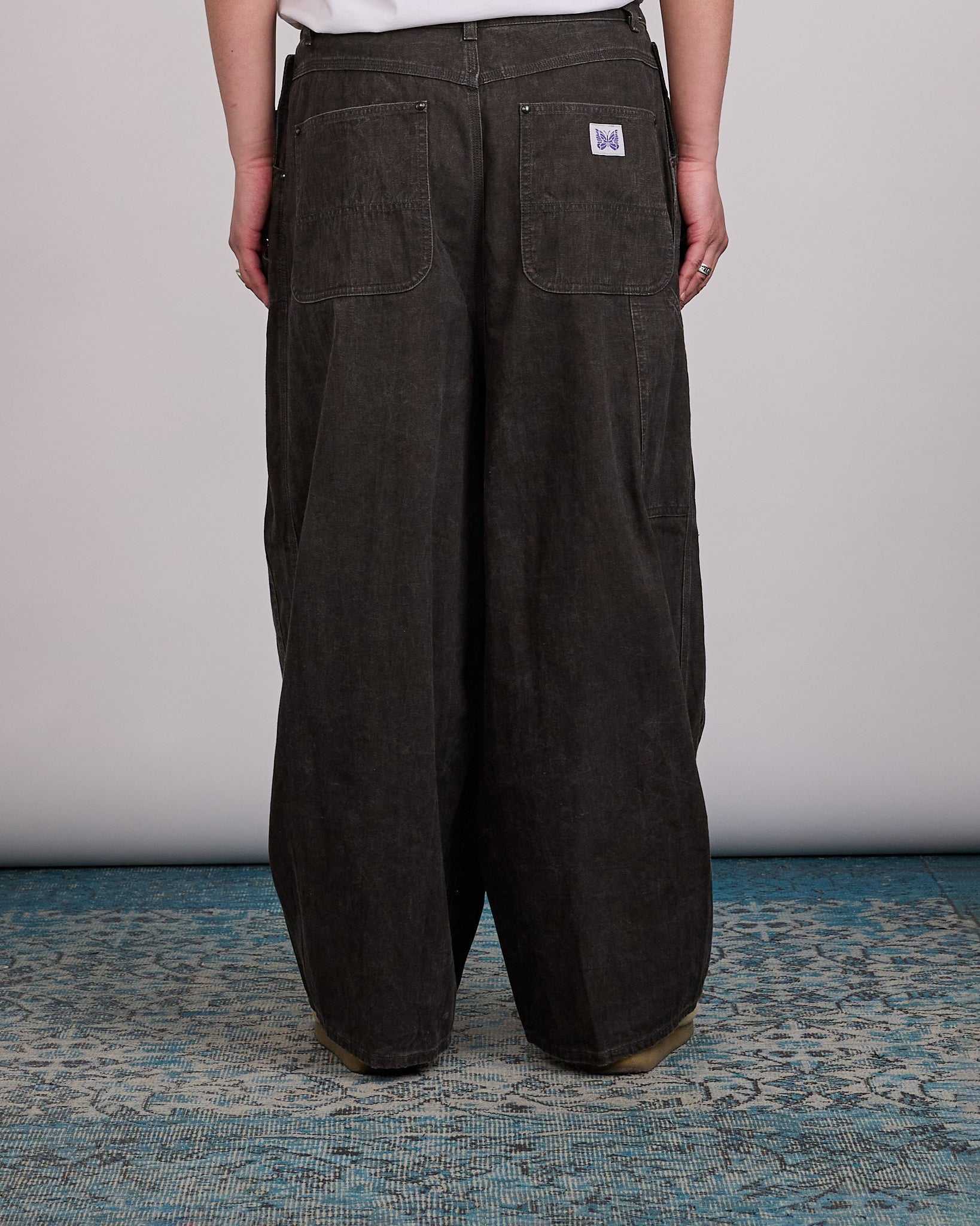 パンツ needles H.D. PANT - APRON / 11OZ CANVAS Needles Apron H.D. Pant Cotton-Linen Canvas Sumi Dye Black – LESS 17