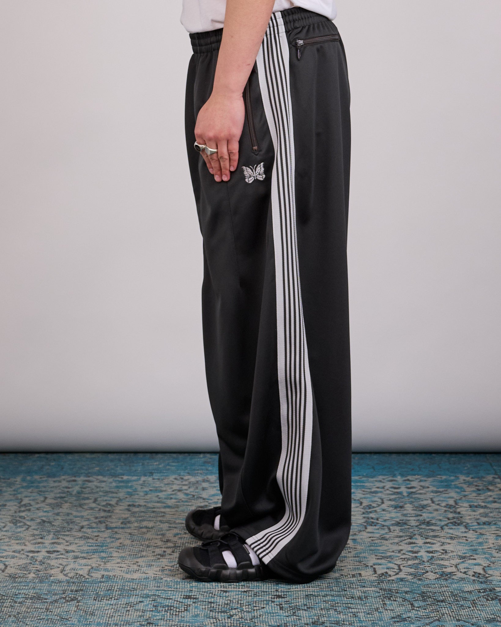 ☆美品 Needles 24SS Track Pant Poly Smooth☆ Needles TRACK POLY SMOOTH 24ss Pant | eBay