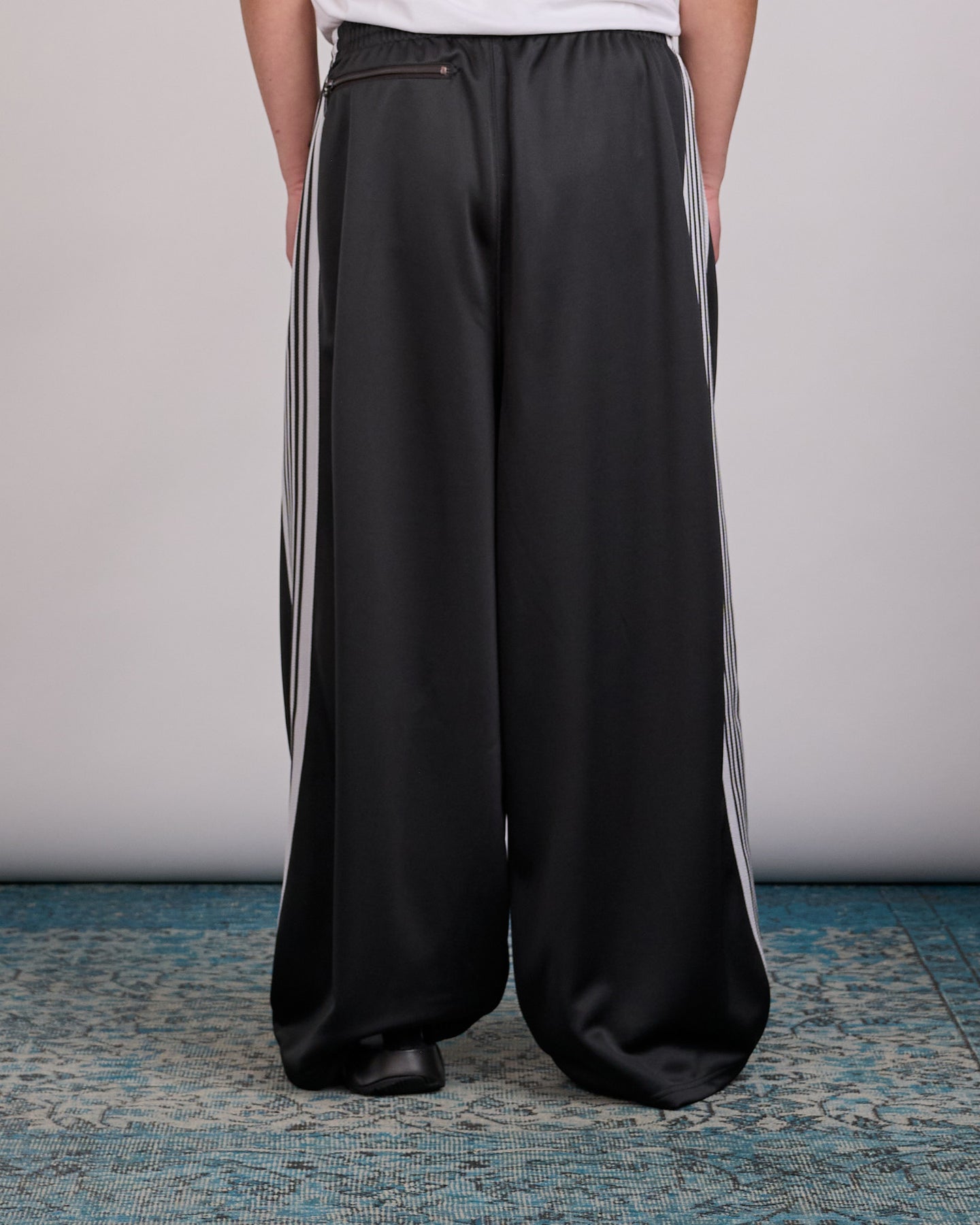 Needles<別注>Track Pant Poly Smooth （BLACK Needles/ニードルズ 別注Track Pant - Poly Smooth | BEAVER（ビーバー