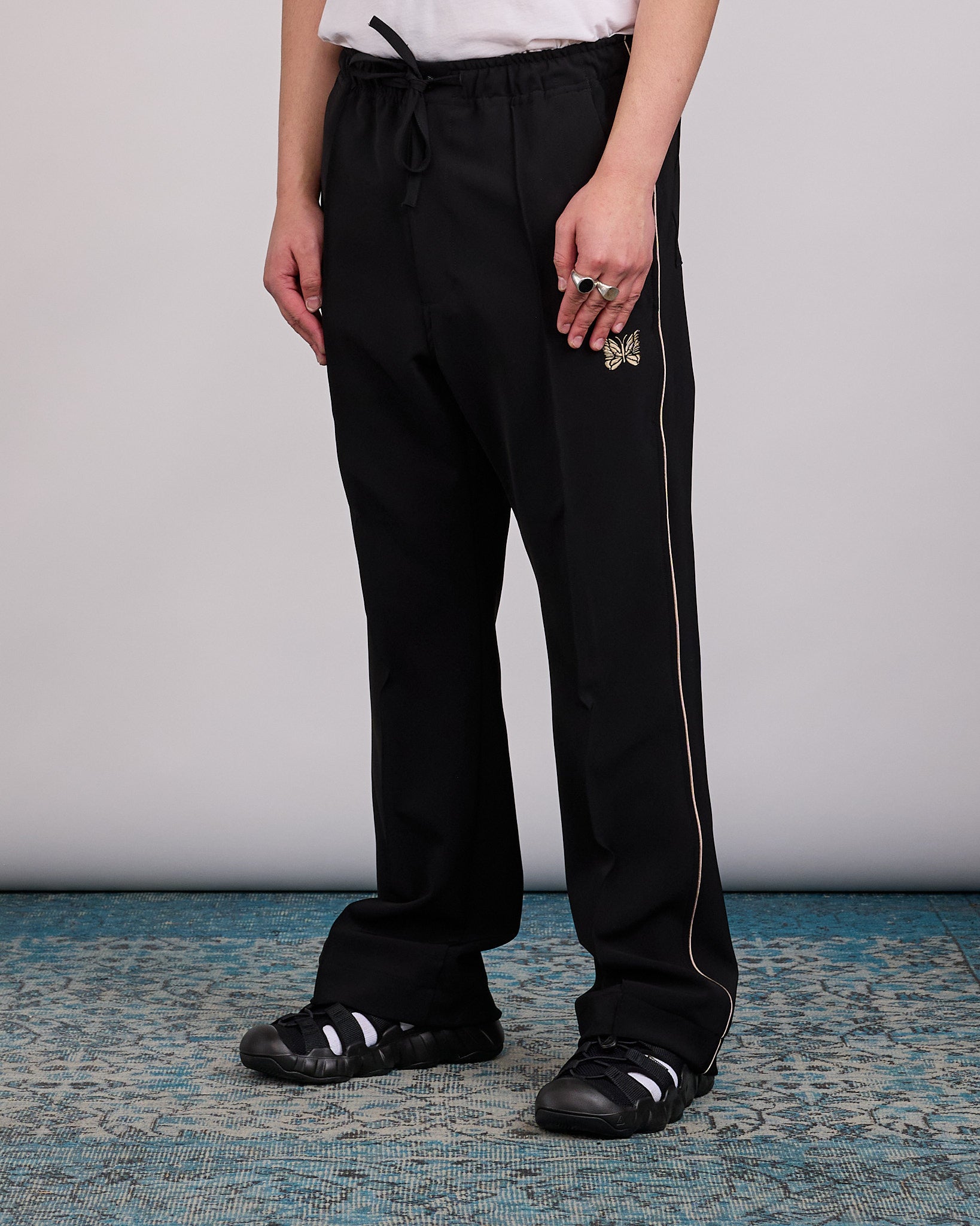 NEEDLES Piping Cowboy Jacket Pant セット Needles Piping Cowboy Pant Double Cloth Black – LESS 17
