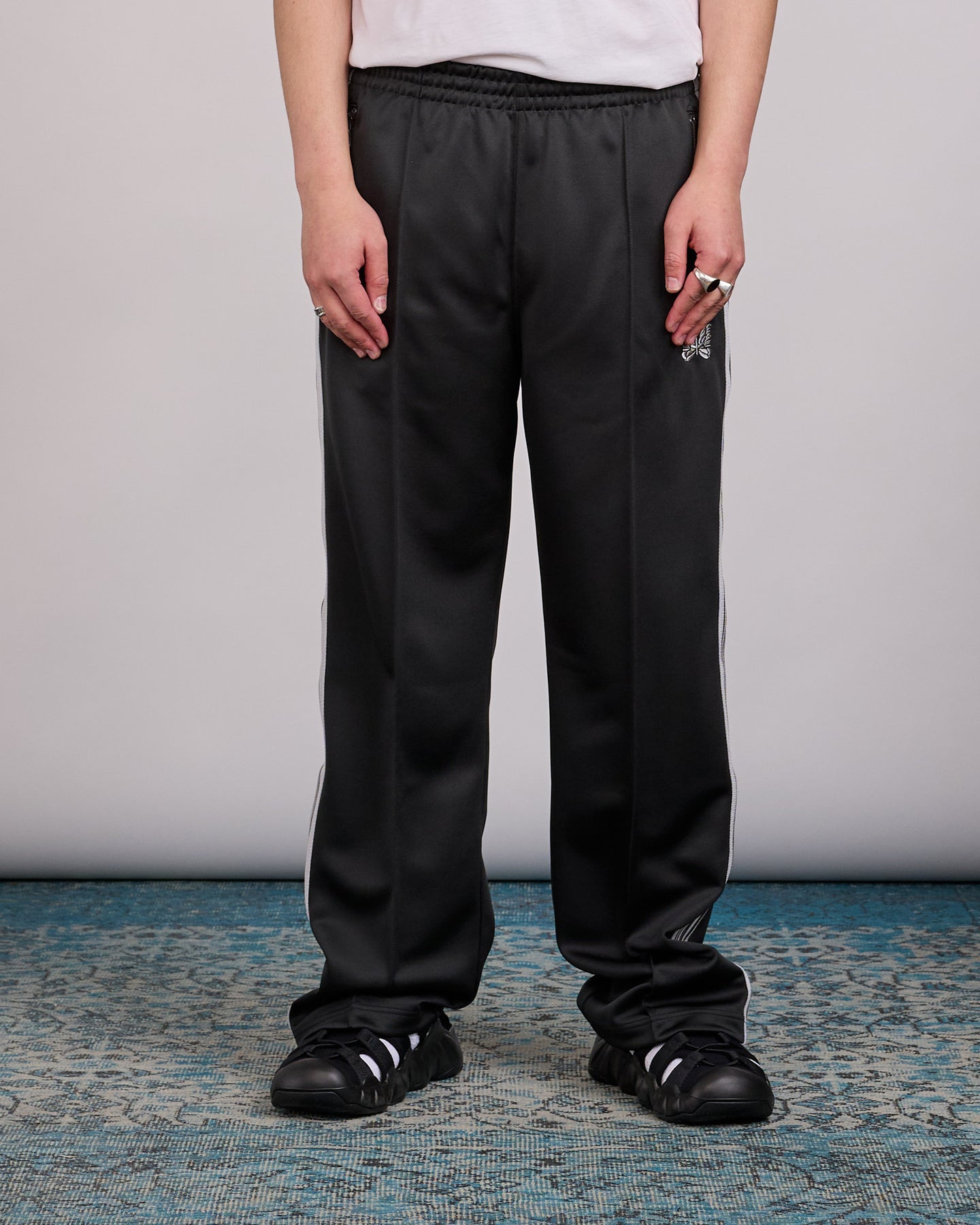 knowy　SHREDJACKET & FLASHBACKPANTS NeedlesTrackPantPolySmoothChar