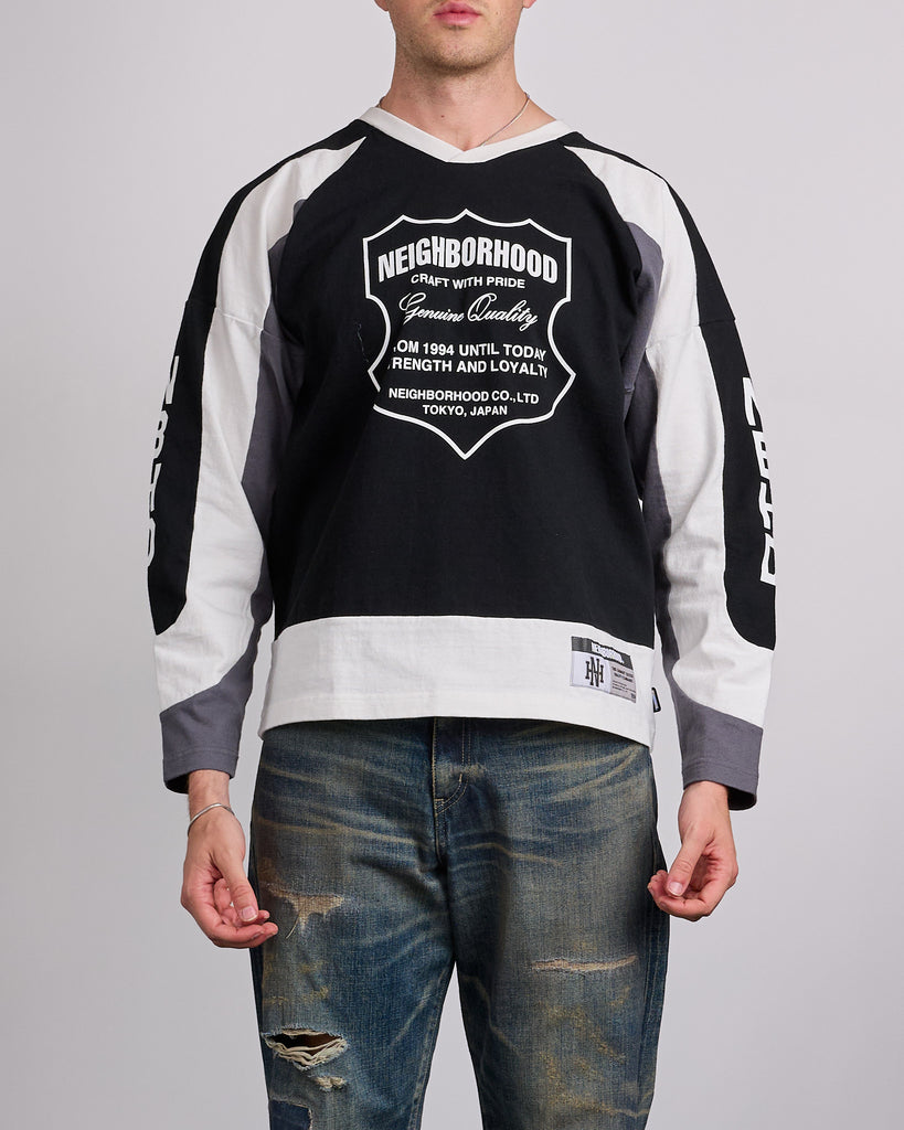 Neighborhood Hockey LS Crewneck Black – LESS 17