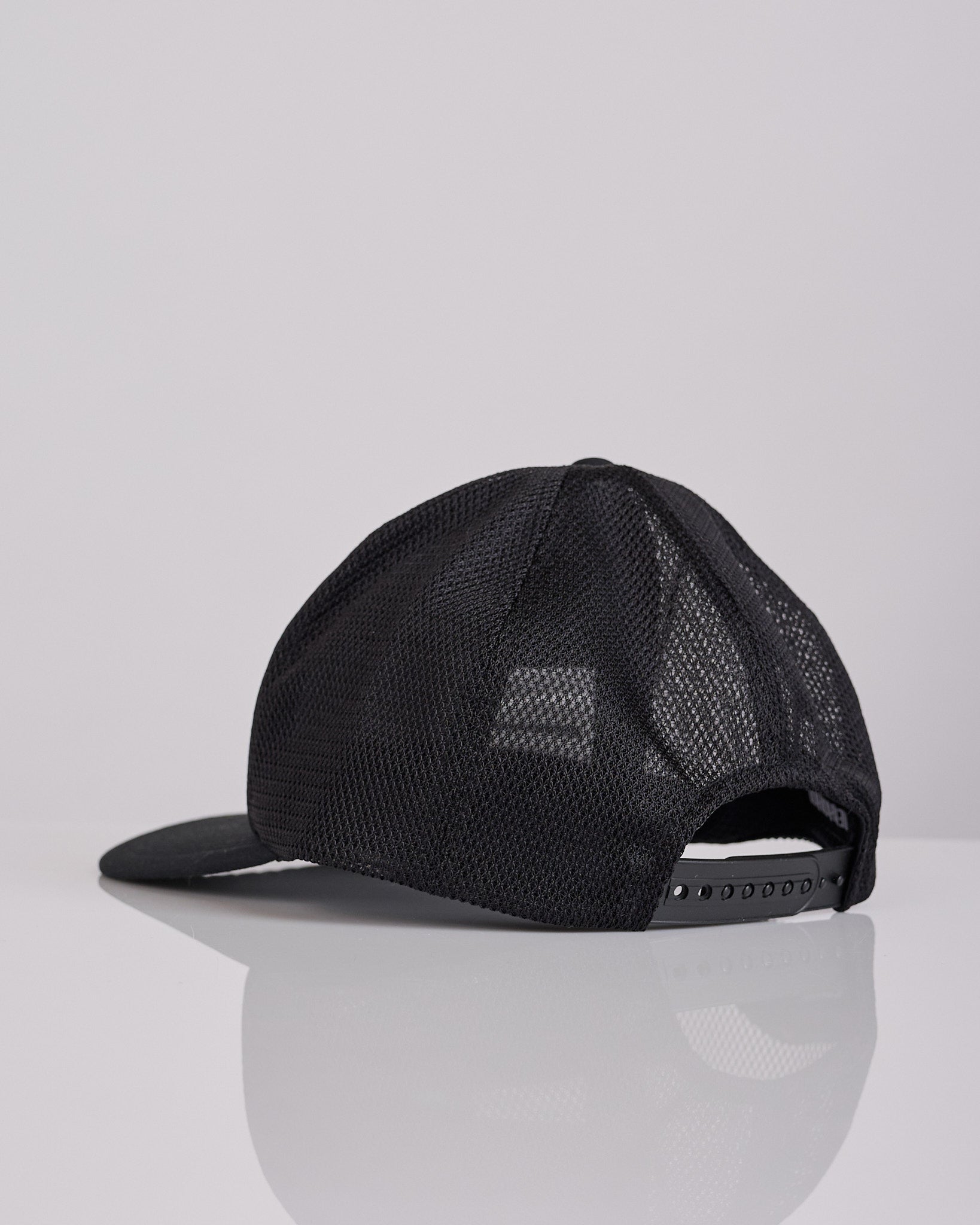 Neighborhood Mesh Cap-1 261 Black – LESS 17