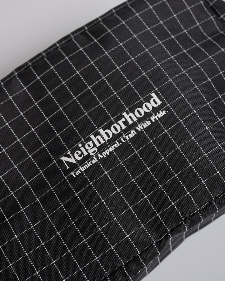 Neighborhood Reflective Pouch 261 Black