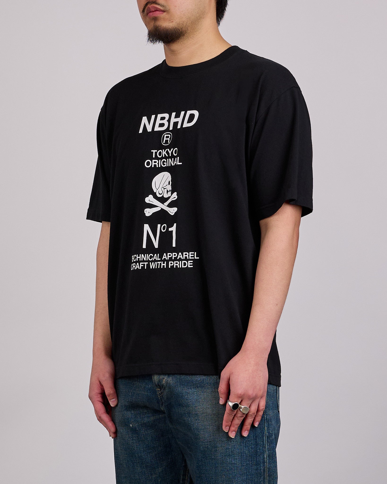 Neighborhood SS-8 T-Shirt 261 Black – LESS 17 Neighborhood SS-8 T-Shirt 261 Black – LESS 17