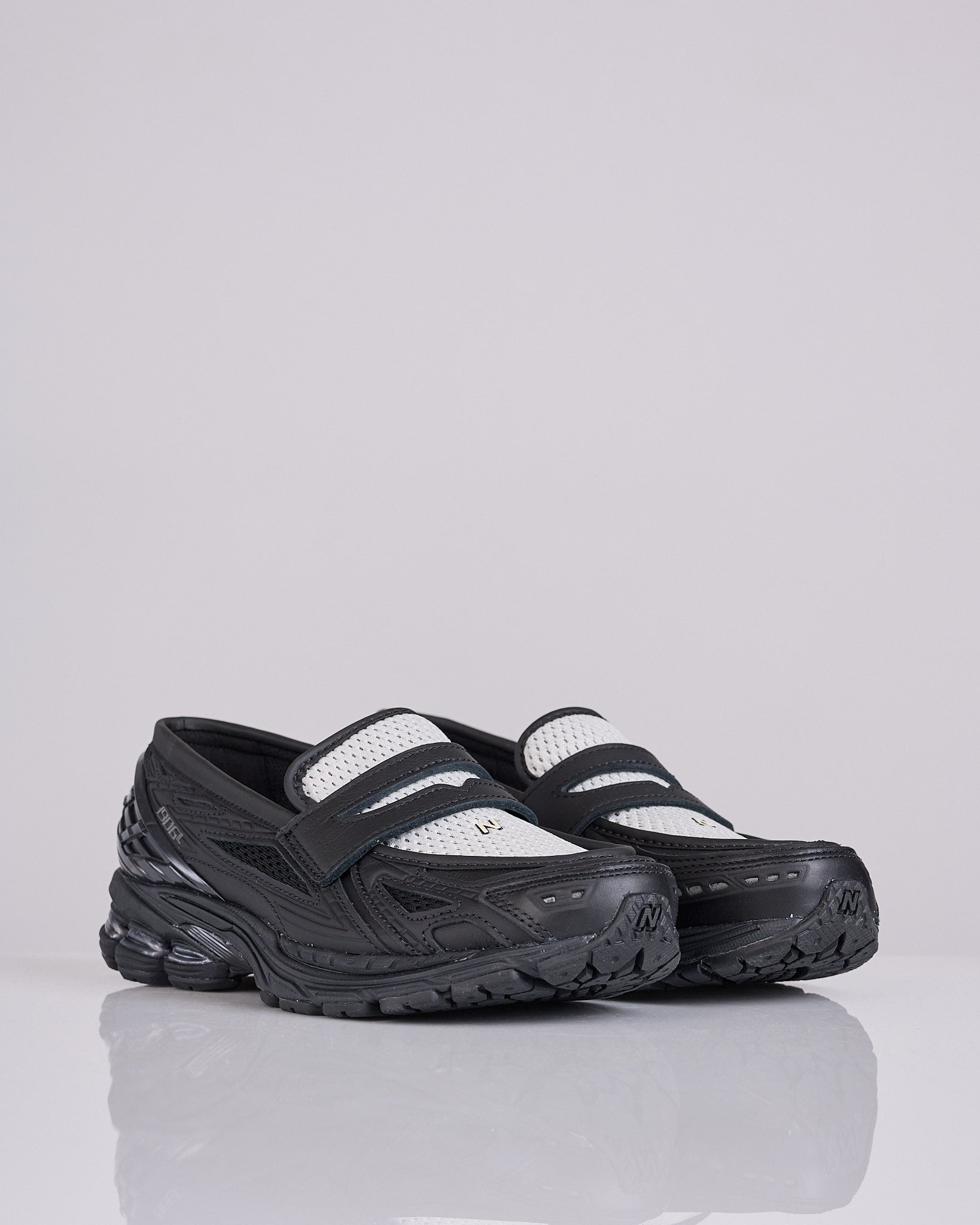 New Balance 1906L Loafer Black Angora – LESS 17