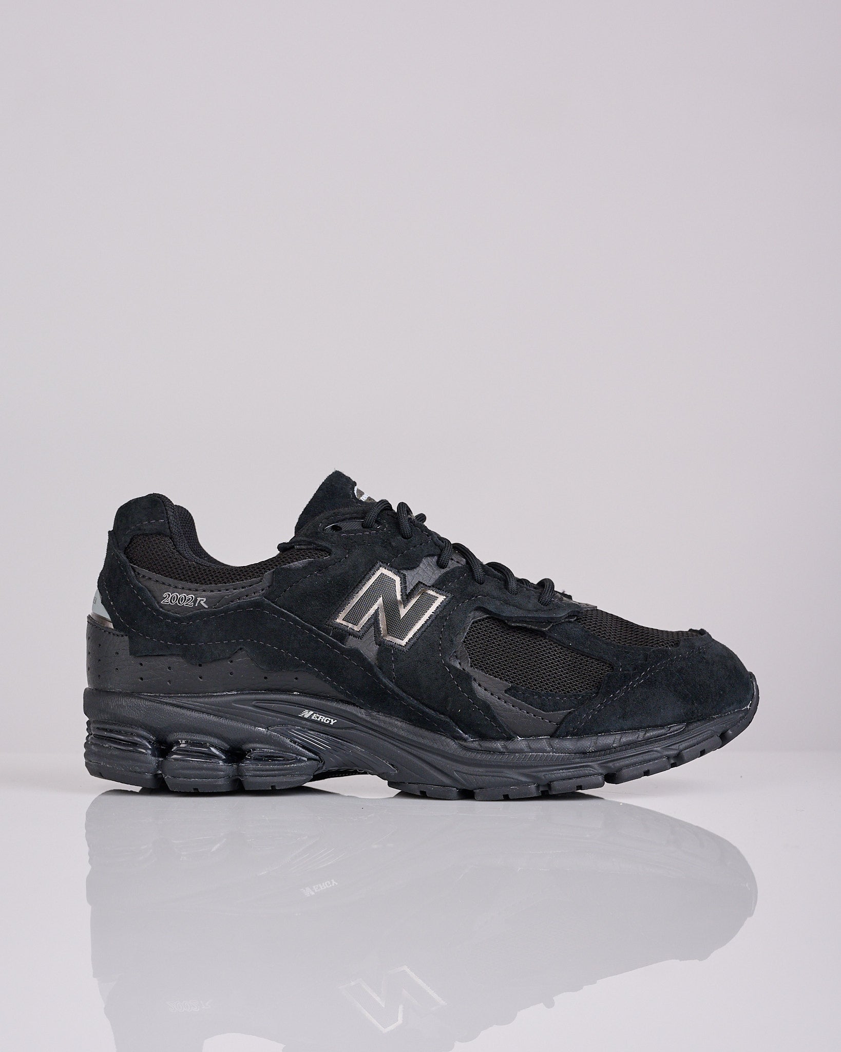 New Balance 2002D GORE-TEX Black Black – LESS 17
