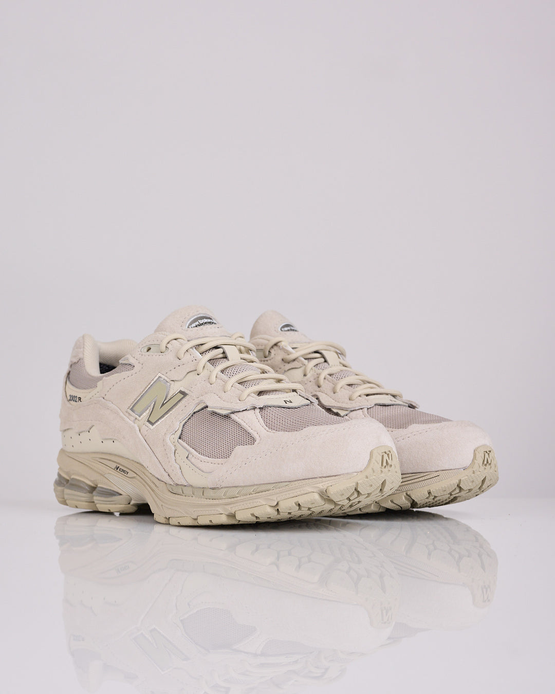 New Balance 2002D GORE-TEX Shipyard Silver